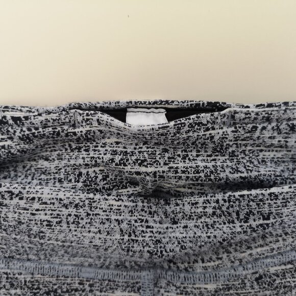NWT IVIVVA by LULULEMON SWEA Grey Multi Luon Rhythmic Tight Pants Girl's 14 - Picture 5 of 7